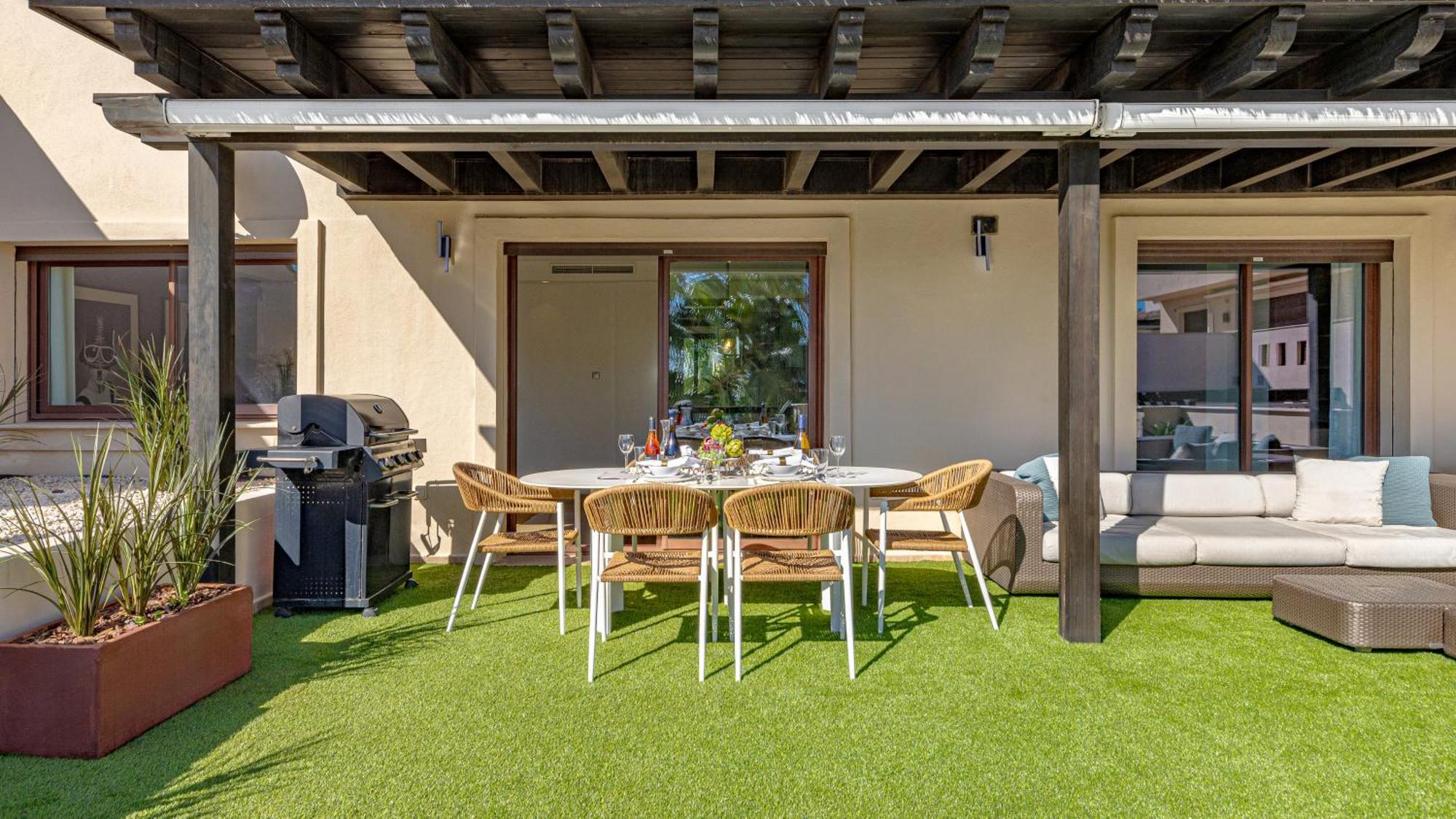 Lägenhet Vacation I Private Heated Swimming Pool, Walking Distance To Puerto Banus, Security 24-7, Bbq, Wifi
