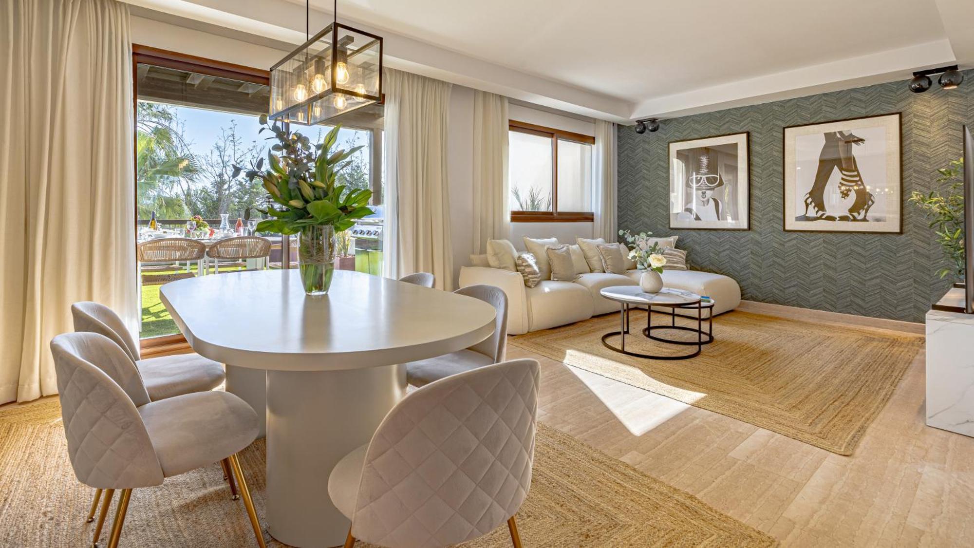 Vacation I Private Heated Swimming Pool, Walking Distance To Puerto Banus, Security 24-7, Bbq, Wifi Lägenhet Marbella